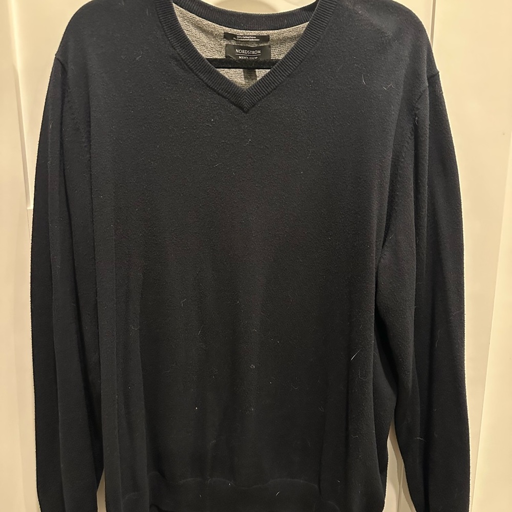 Nordstrom Men's Navy V-Neck Sweater